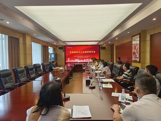 东华理工大学党委常委、副校长朱...